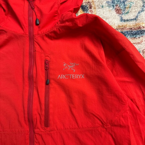 Arc’teryx Orange Zip-up Jacket Medium - Picture 4 of 8